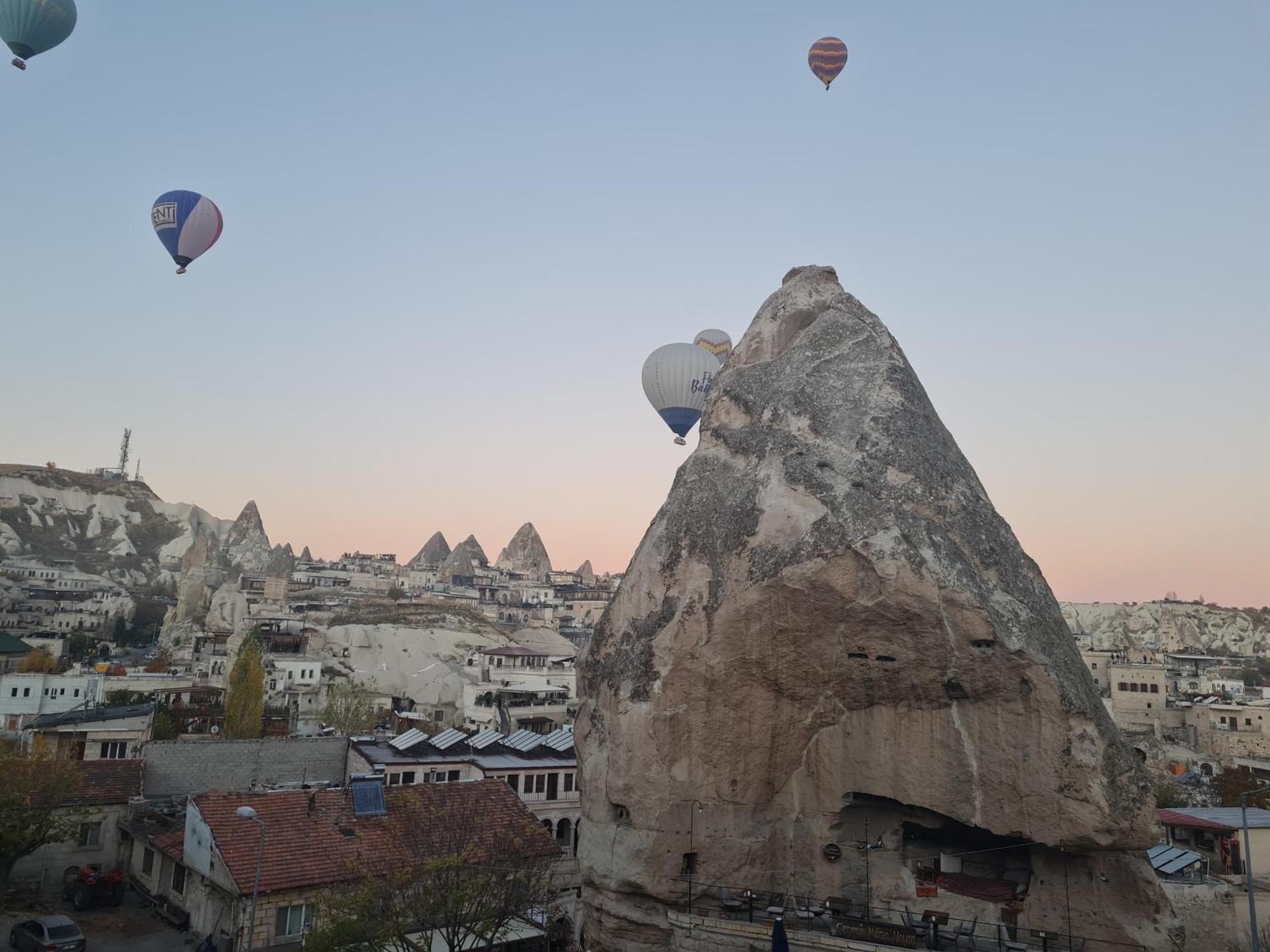 Hotel Tibet Stone House Nevşehir Esterno foto